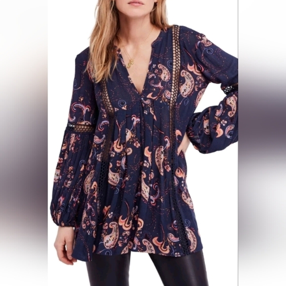 Free People Just The Two Of Us Floral Lace  Tunic Top Blue Sz Xs - Picture 2 of 8